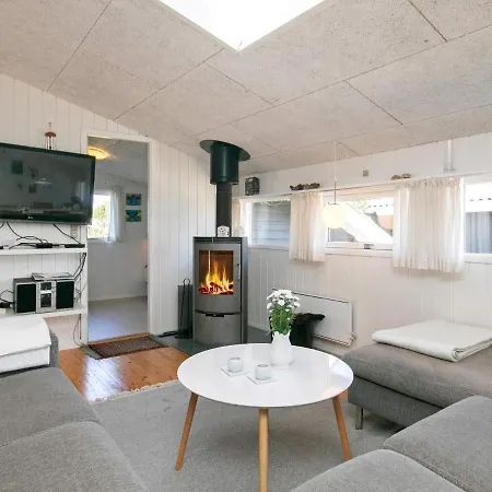 8 Person In Ferienhaus *